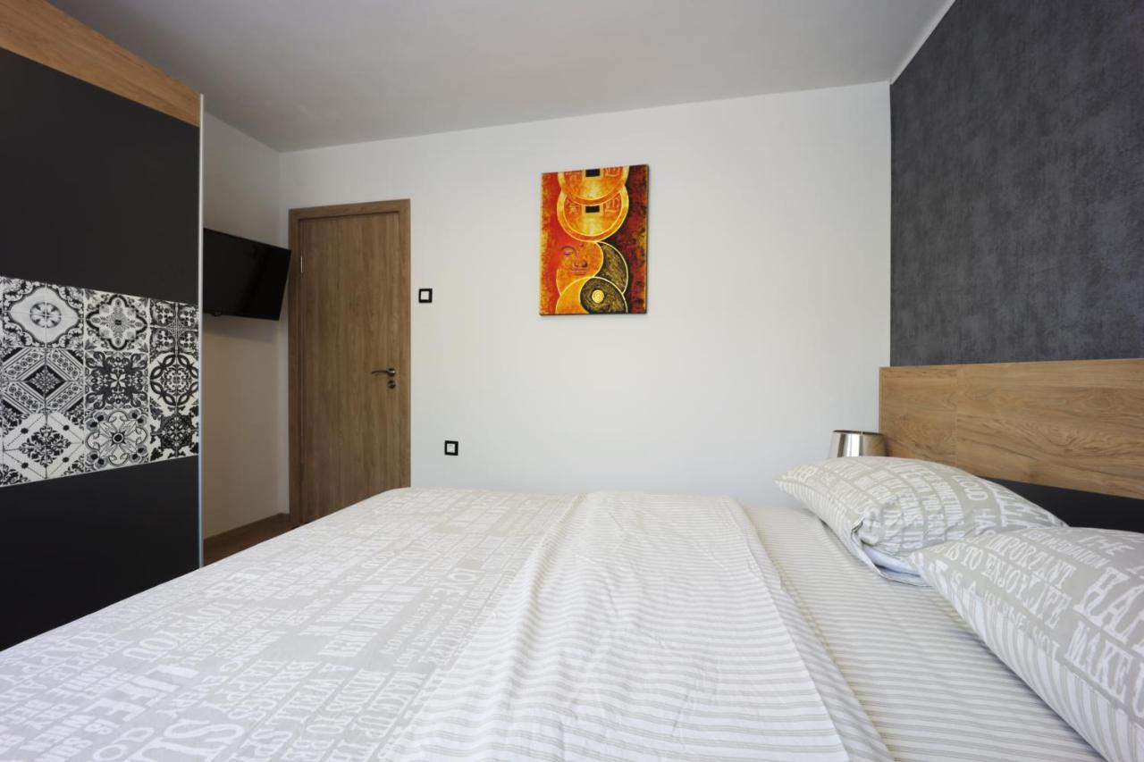 Apartments Relax 3&4 Varna ภายนอก รูปภาพ